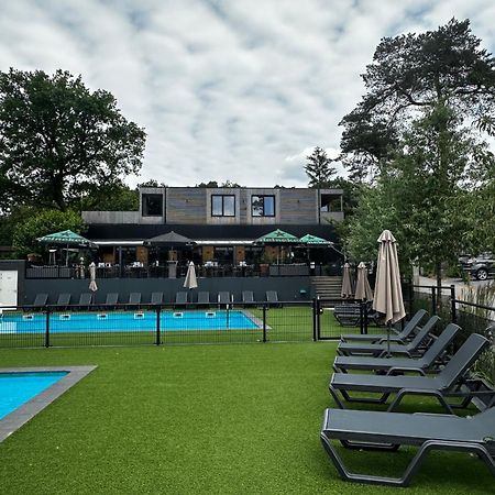 Sfeervolle Blokhut Op De Veluwe Op Recreatiepark Topparken In Beekbergen Met Vrije Tuin En Eigen Parkeerplaats Exteriör bild